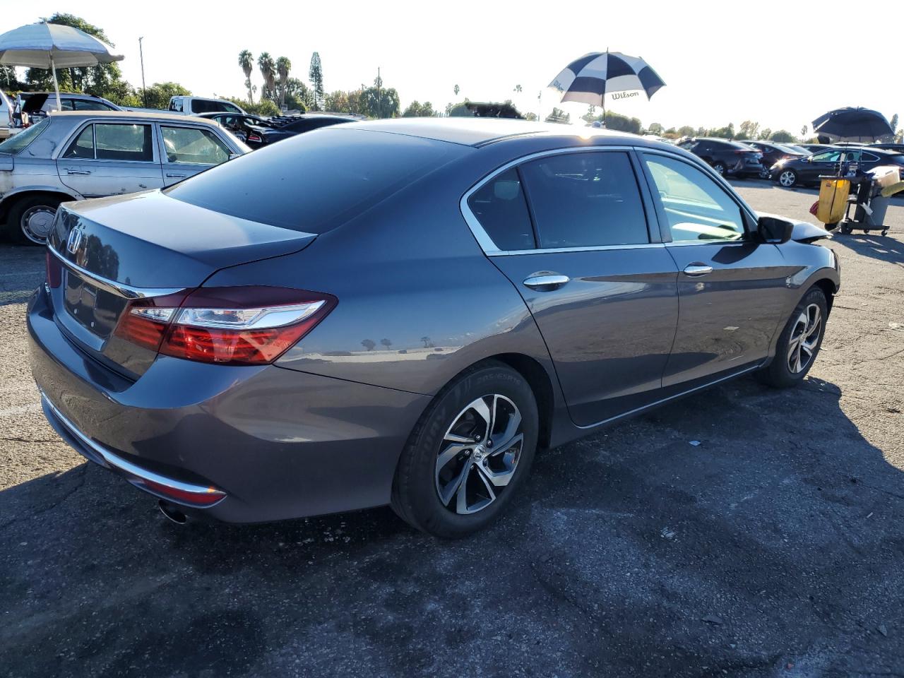 Изображение 3 2016 HONDA ACCORD LX 2016 с VIN 1HGCR2F31GA217689