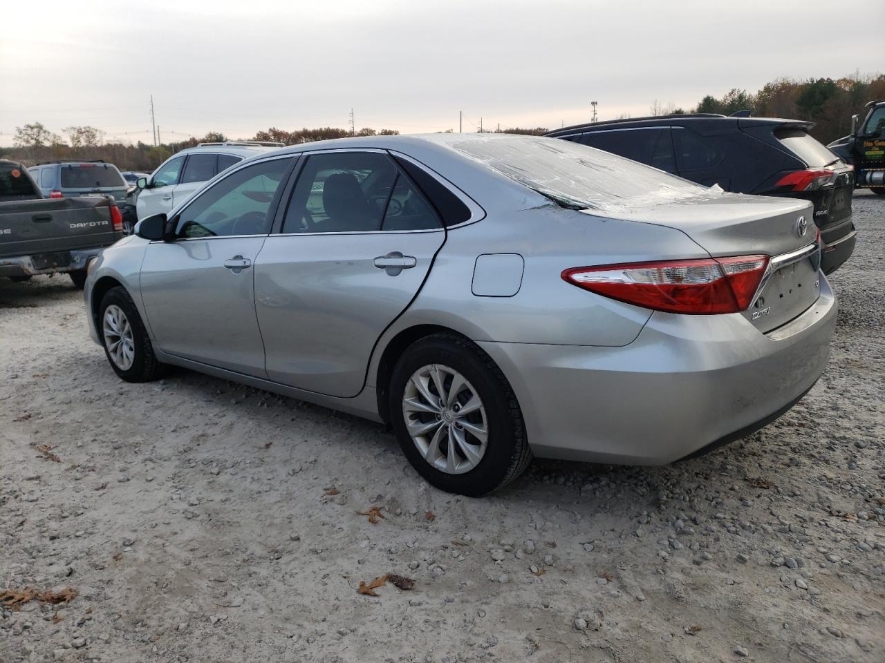 Image 2 of 2015 TOYOTA CAMRY LE 2015 with VIN 4T4BF1FKXFR452448