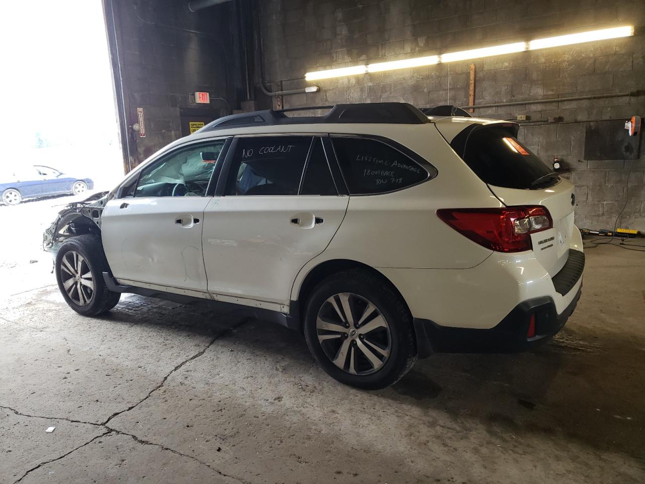 Obraz 2 z 2018 SUBARU OUTBACK 3.6R LIMITED 2018 z VIN 4S4BSENC7J3320804
