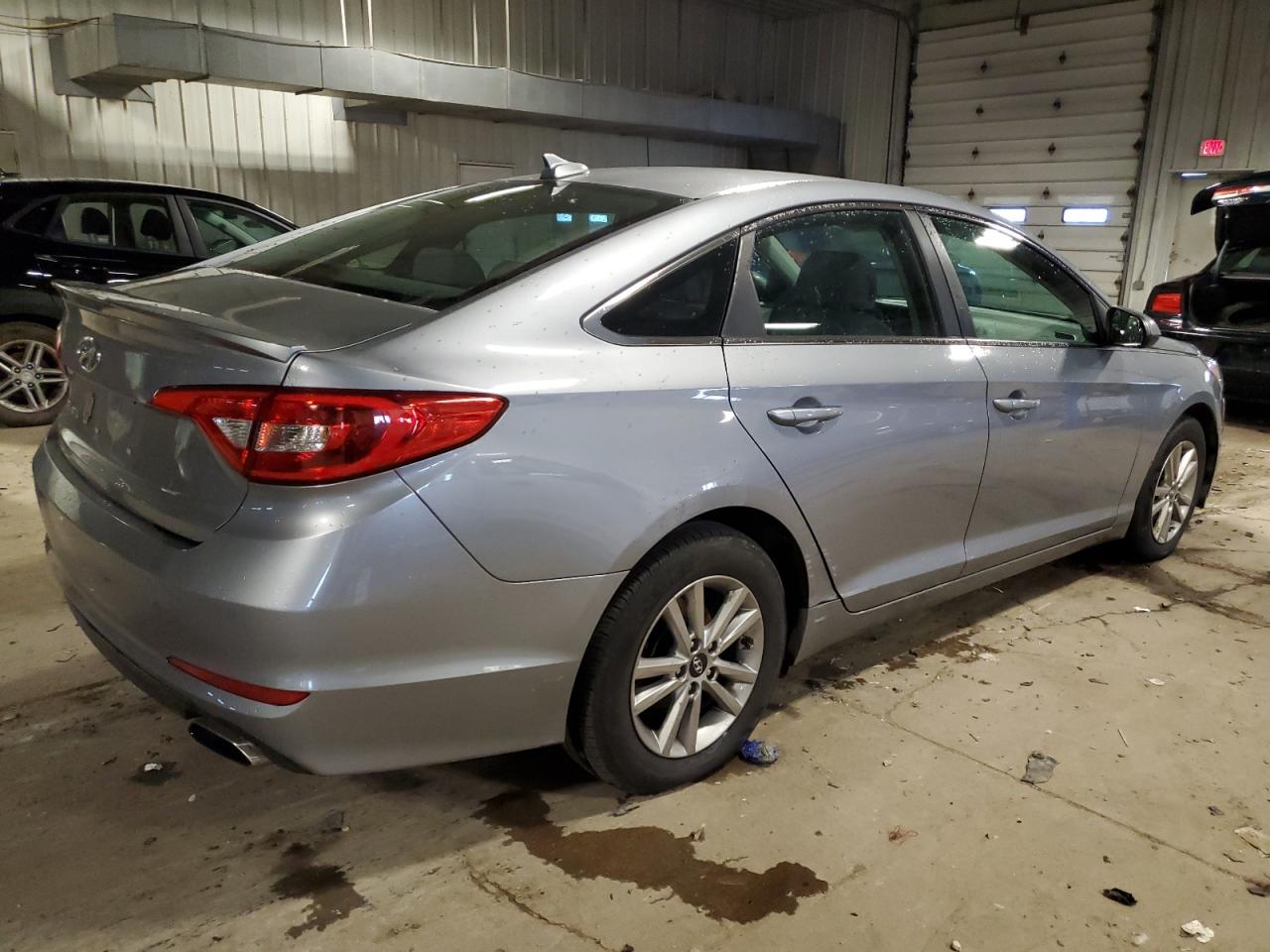 Изображение 3 2015 HYUNDAI SONATA SE 2015 с VIN 5NPE24AF2FH218530
