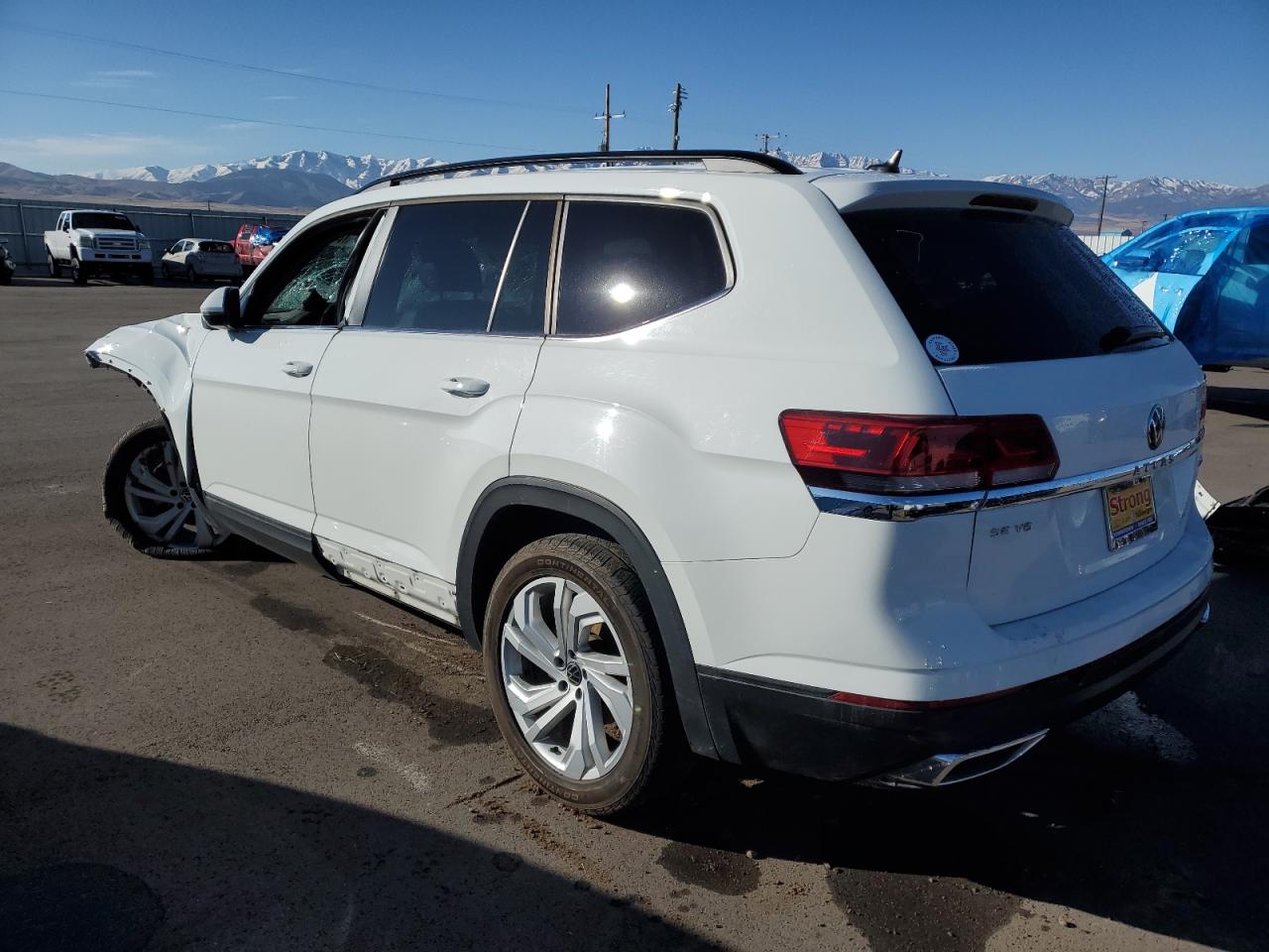 Изображение 2 2021 VOLKSWAGEN ATLAS SE 2021 с VIN 1V2HR2CA4MC546490