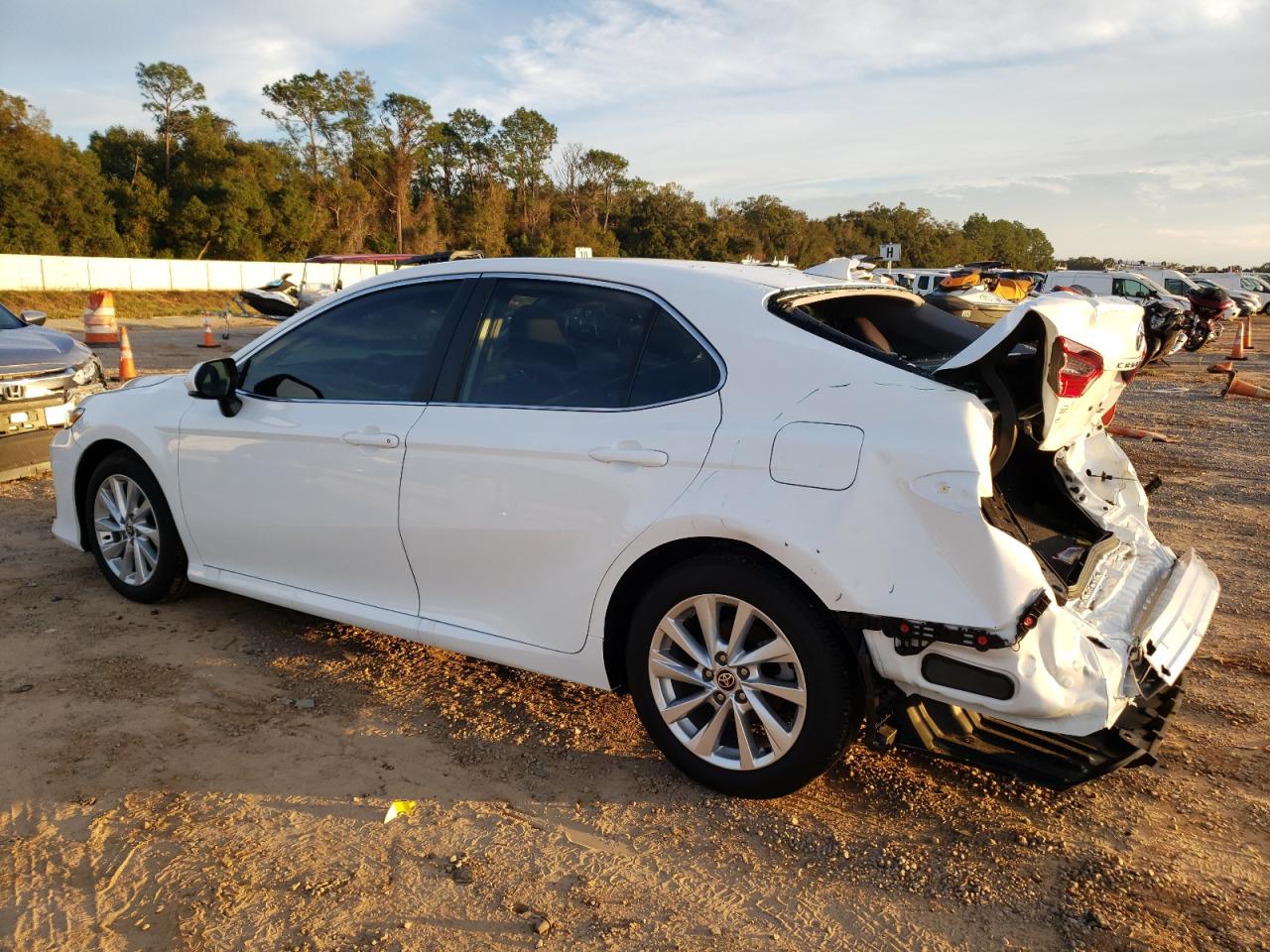 Image 2 of 2023 TOYOTA CAMRY LE 2023 with VIN 4T1C11AK7PU120389