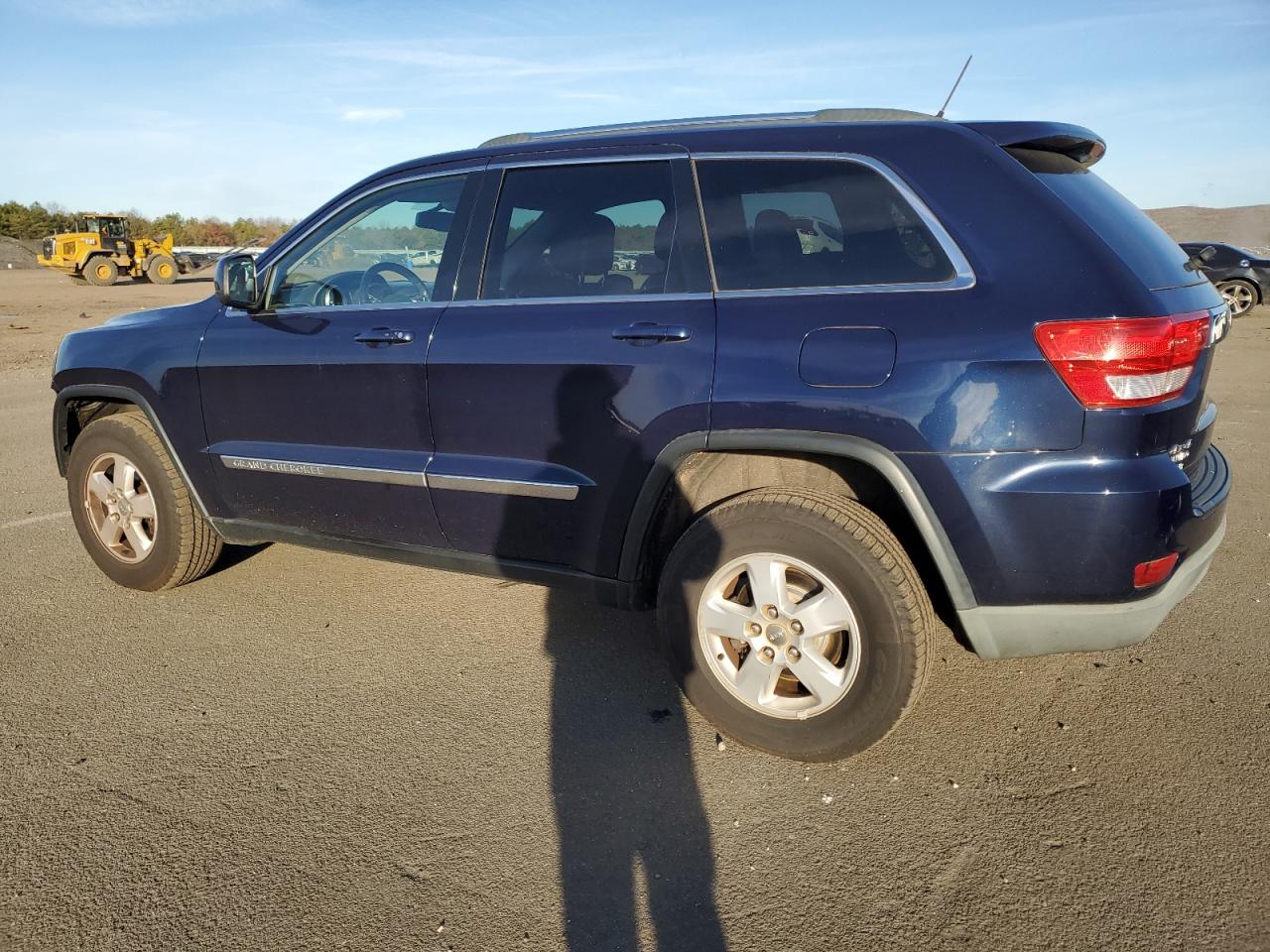 Изображение 2 2012 JEEP GRAND CHEROKEE LAREDO 2012 с VIN 1C4RJFAG2CC326145