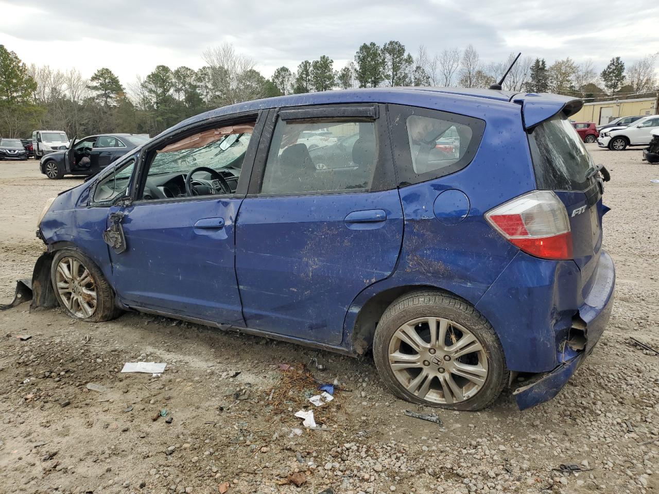 Image 2 of 2010 HONDA FIT SPORT 2010 with VIN JHMGE8H6XAS006867