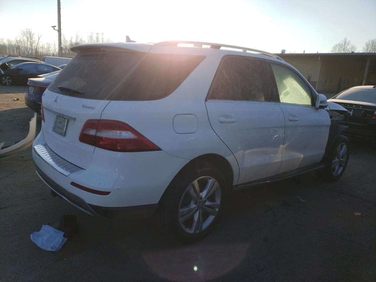 Image 3 of 2015 MERCEDES-BENZ ML 350 4MATIC 2015 with VIN 4JGDA5HB3FA559994