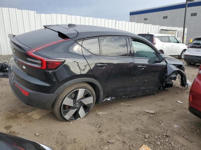 Image 3 of 2023 VOLVO C40 RECHARGE ULTIMATE 2023 with VIN YV4ED3GMXP2066197