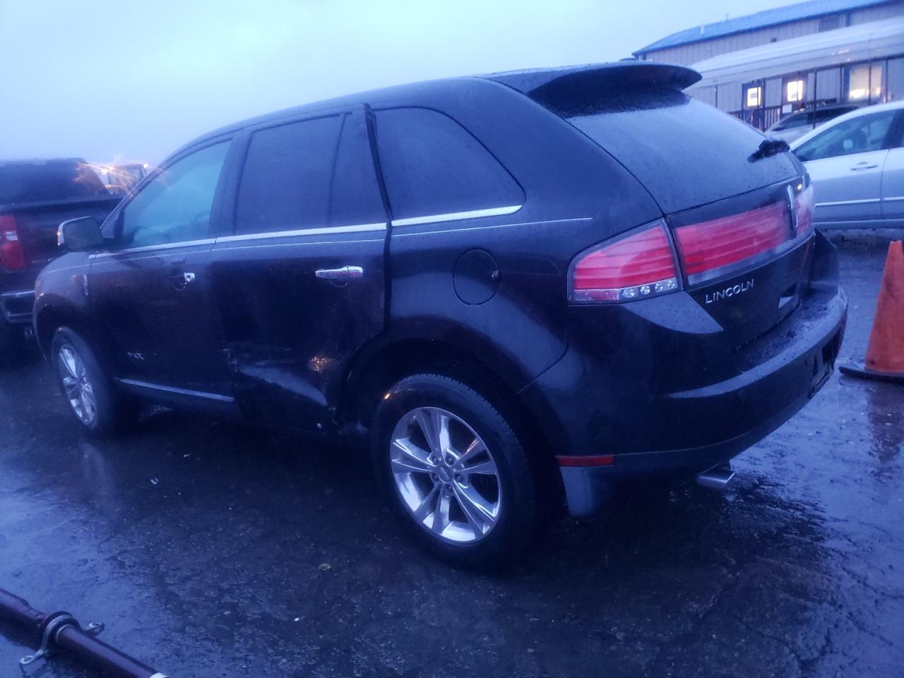 Изображение 2 2010 LINCOLN MKX  2010 с VIN 2LMDJ8JC4ABJ32961