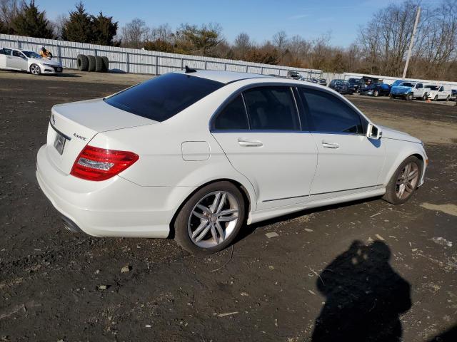 Image 3 of 2012 MERCEDES-BENZ C 300 4MATIC 2012 with VIN WDDGF8BB8CR226187