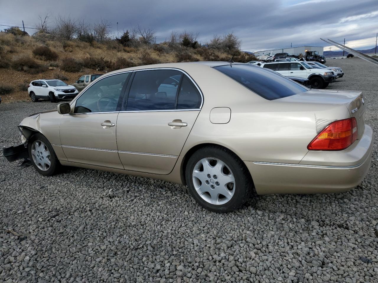 Image 2 of 2001 LEXUS LS 430 2001 with VIN JTHBN30F410008019