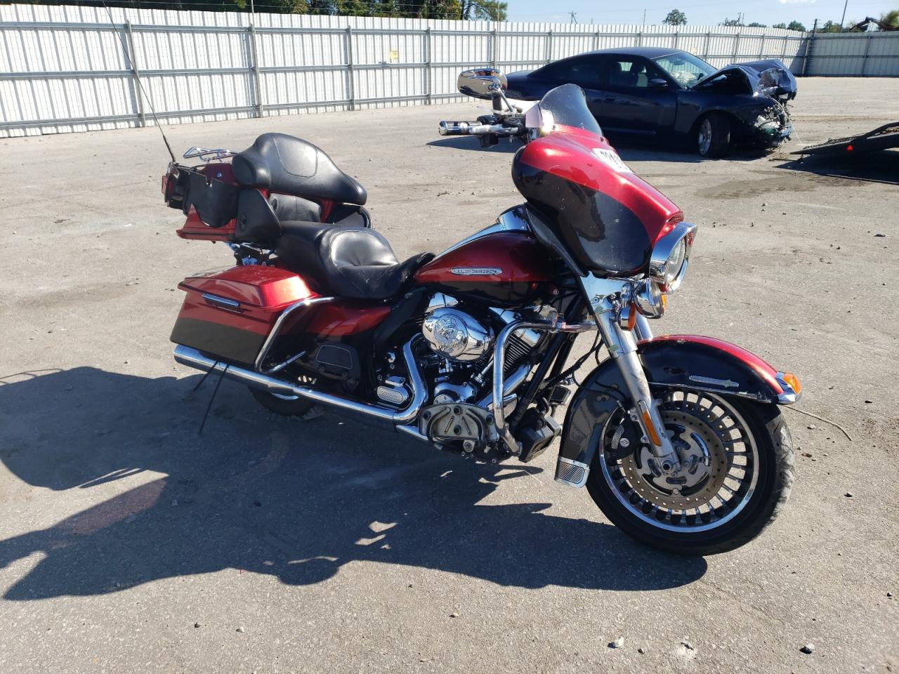 Image 1 of 2013 HARLEY-DAVIDSON FLHTK ELECTRA GLIDE ULTRA LIMITED 2013 with VIN 1HD1KEM15DB691503