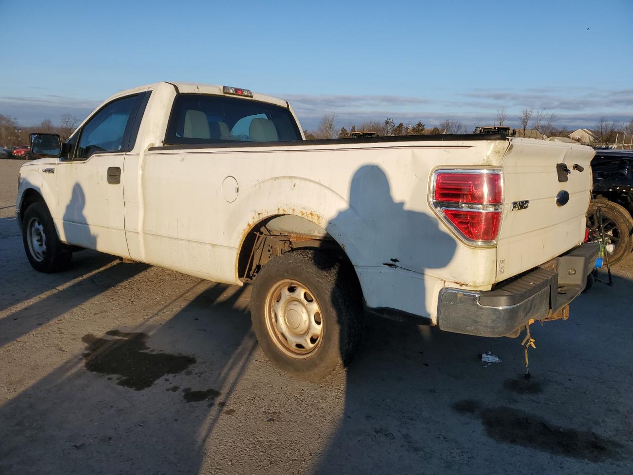 Изображение 2 2011 FORD F150  2011 с VIN 1FTNF1CF5BKD28676