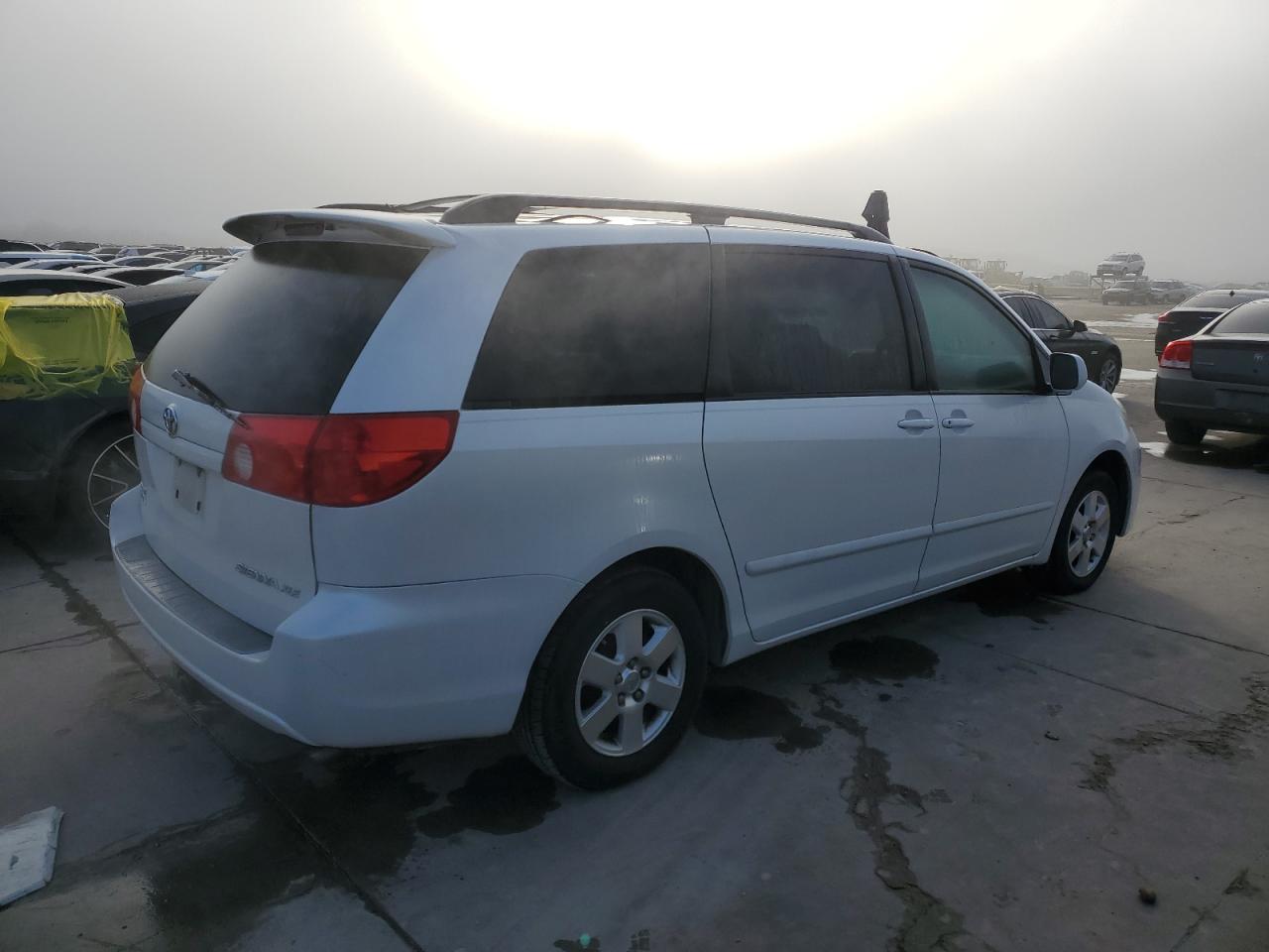 Obraz 3 z 2007 TOYOTA SIENNA XLE 2007 z VIN 5TDZK22C17S033746