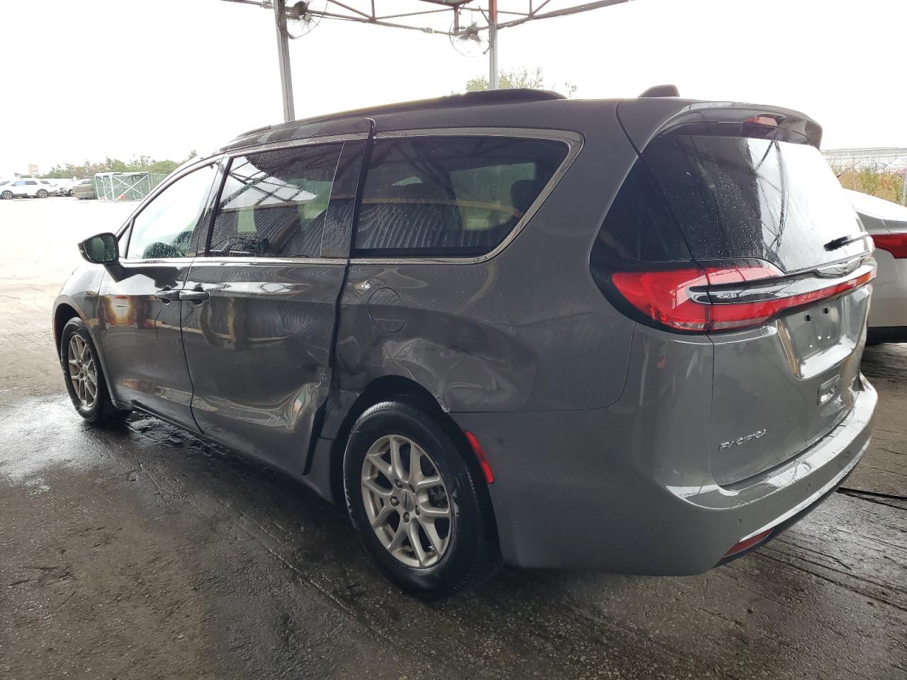 Изображение 2 2022 CHRYSLER PACIFICA TOURING L 2022 с VIN 2C4RC1BG6NR162050