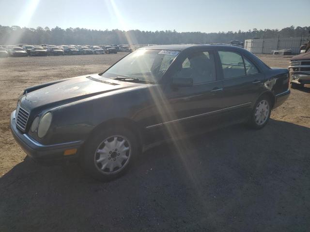 Image 1 of 1998 MERCEDES-BENZ E 320 1998 with VIN WDBJF65F5WA651225