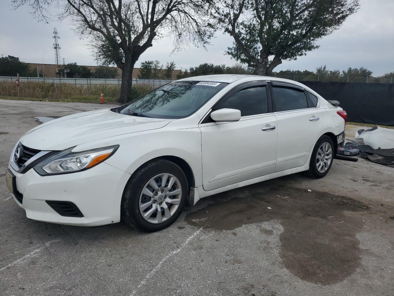 Obraz 1 z 2017 NISSAN ALTIMA 2.5 2017 z VIN 1N4AL3AP2HN333121