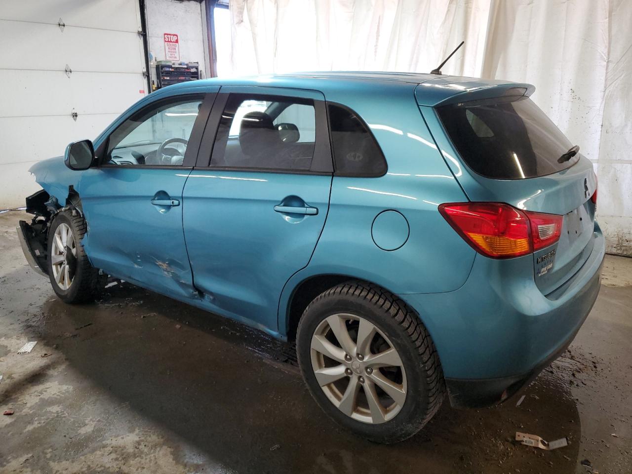 Image 2 of 2014 MITSUBISHI OUTLANDER SPORT ES 2014 with VIN 4A4AR3AU5EE005324