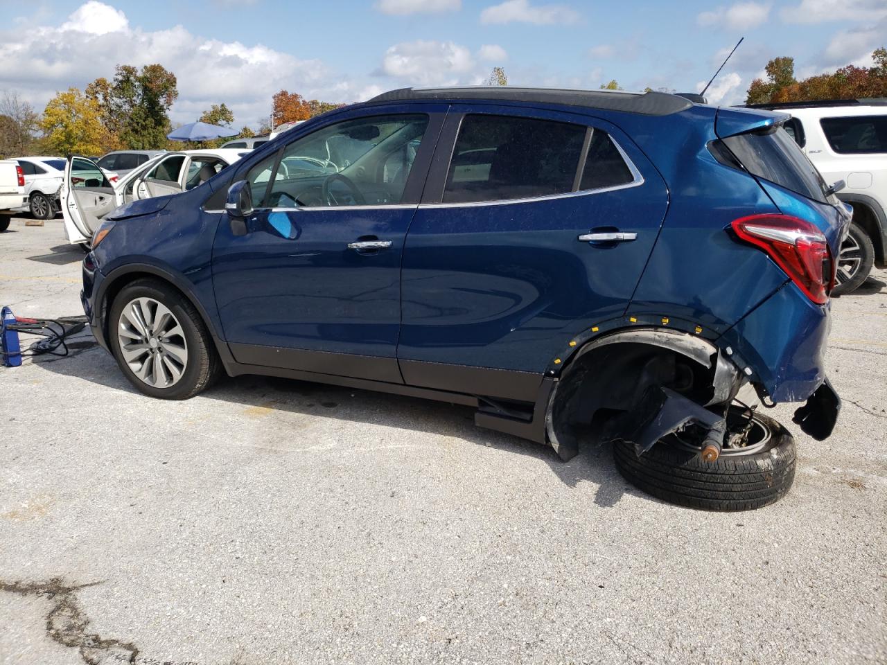 Изображение 2 2019 BUICK ENCORE PREFERRED 2019 с VIN KL4CJASB8KB872278