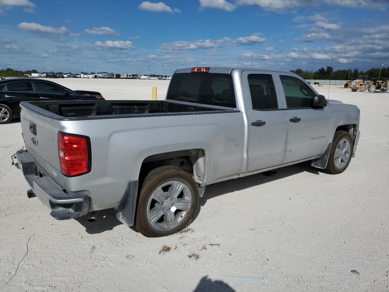 Image 3 of 2019 CHEVROLET SILVERADO LD C1500 CUSTOM 2019 with VIN 2GCRCMEC5K1203269