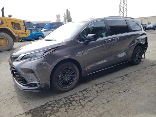 2021 TOYOTA SIENNA XSE 2021 image