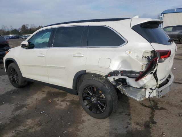 Image 2 of 2019 TOYOTA HIGHLANDER SE 2019 with VIN 5TDJZRFH7KS611073
