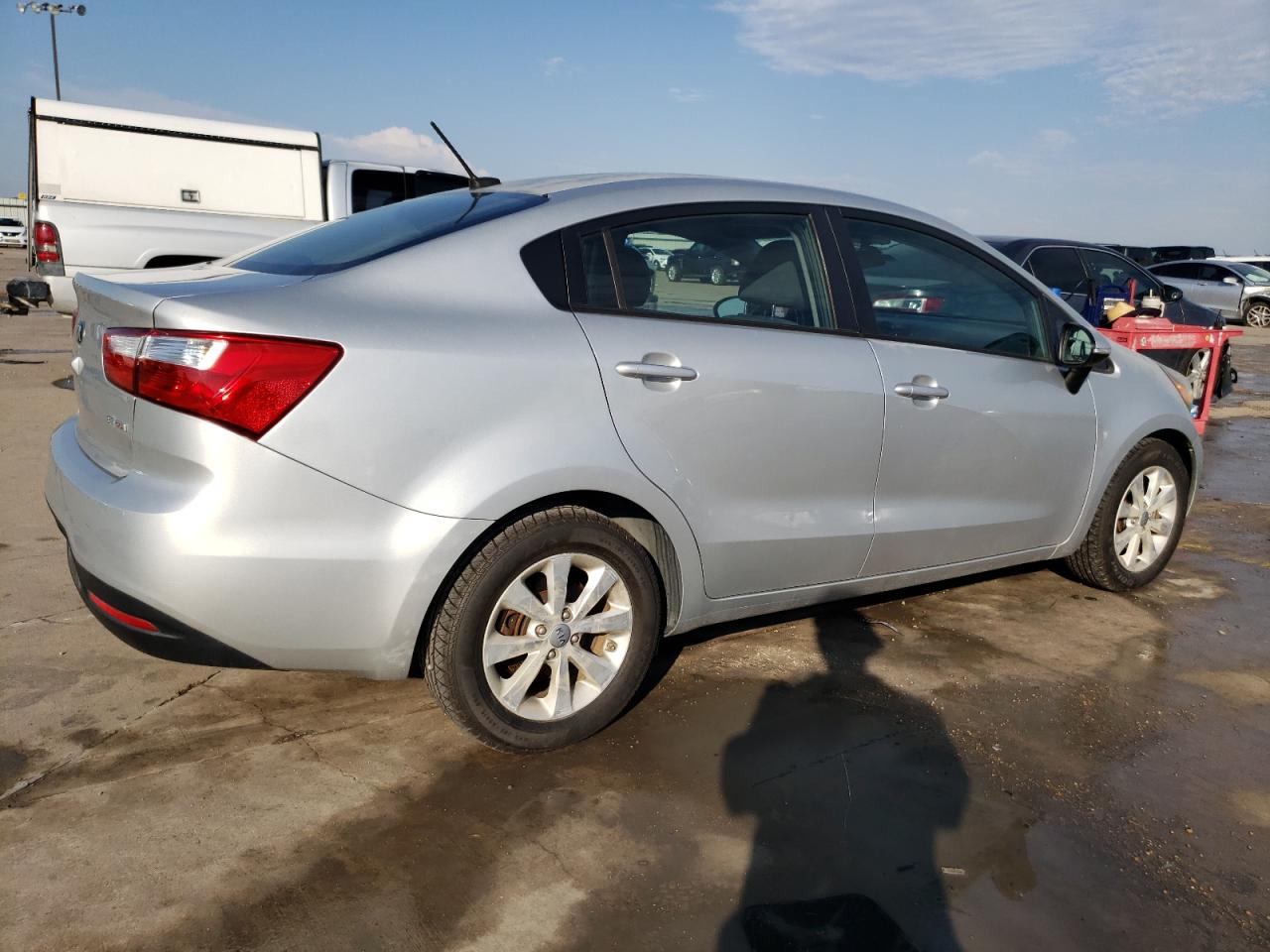 Image 3 of 2015 KIA RIO EX 2015 with VIN KNADN4A34F6426148