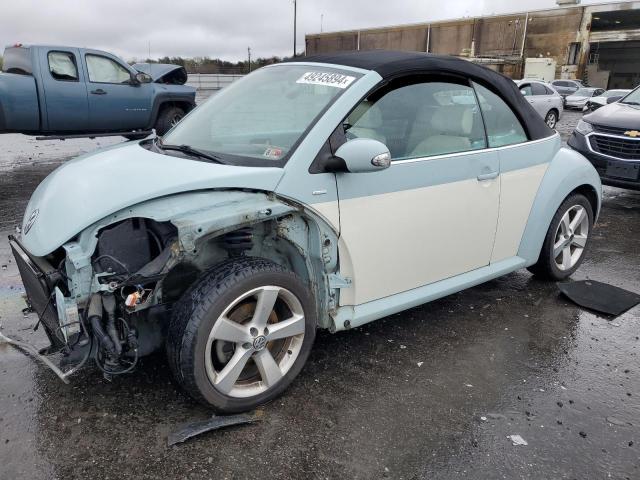 2010 VOLKSWAGEN NEW BEETLE  2010 image