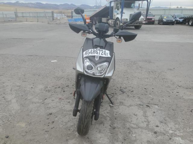 Obraz 2 z 2018 YAMAHA YW125  2018 z VIN RKRSEB1Y2JA003108