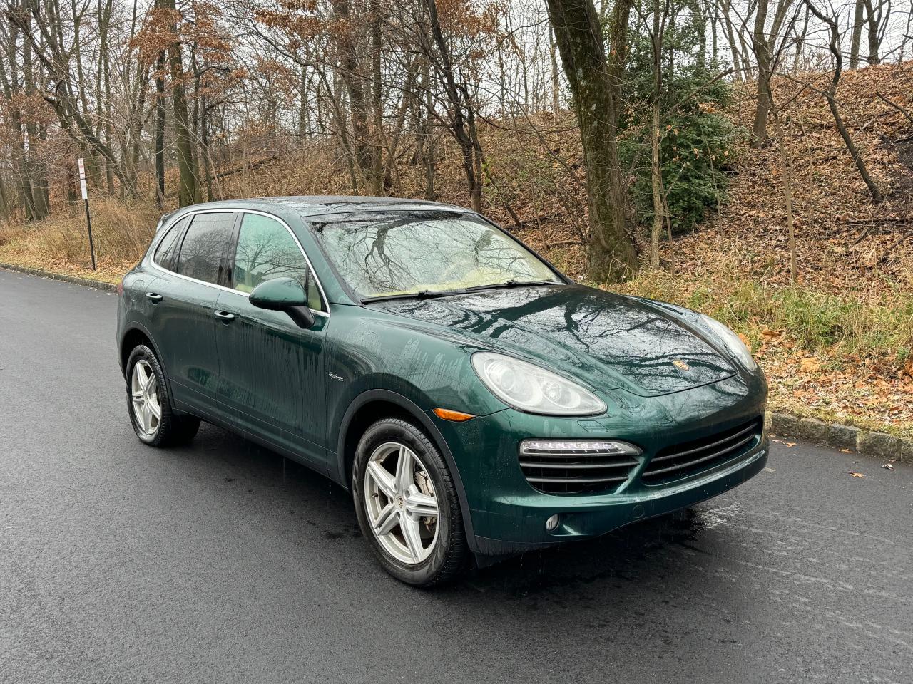 2011 PORSCHE CAYENNE S HYBRID 2011 image