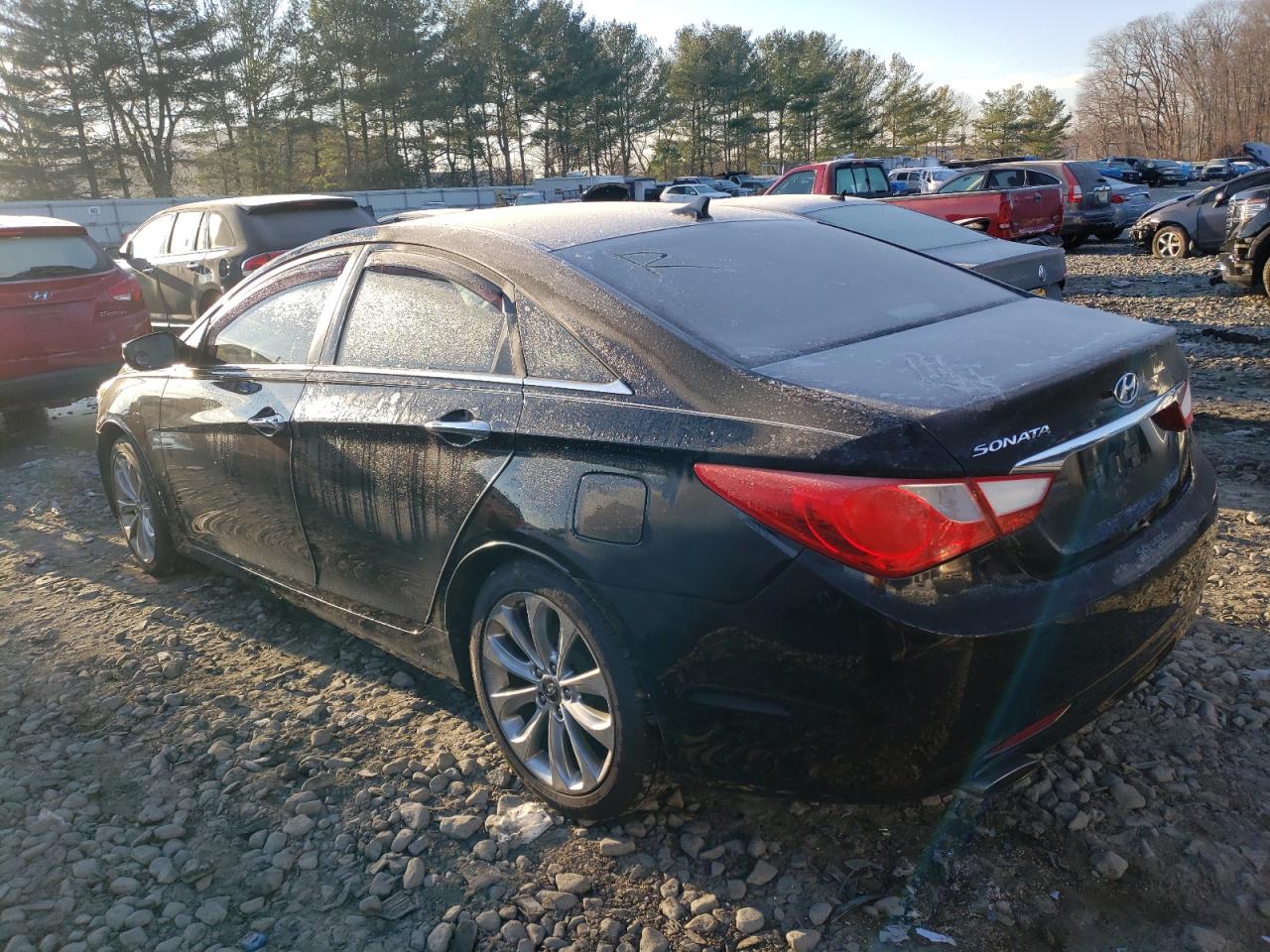 Image 2 of 2011 HYUNDAI SONATA SE 2011 with VIN 5NPEC4ACXBH300924