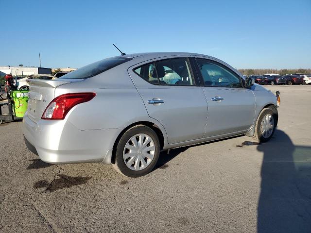 Image 3 of 2019 NISSAN VERSA S 2019 with VIN 3N1CN7AP1KL828568
