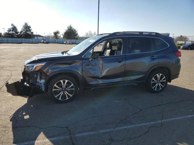 Image 1 of 2019 SUBARU FORESTER LIMITED 2019 with VIN JF2SKAUC2KH590267