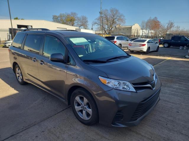 Image 1 of 2018 TOYOTA SIENNA LE 2018 with VIN 5TDKZ3DC6JS926115
