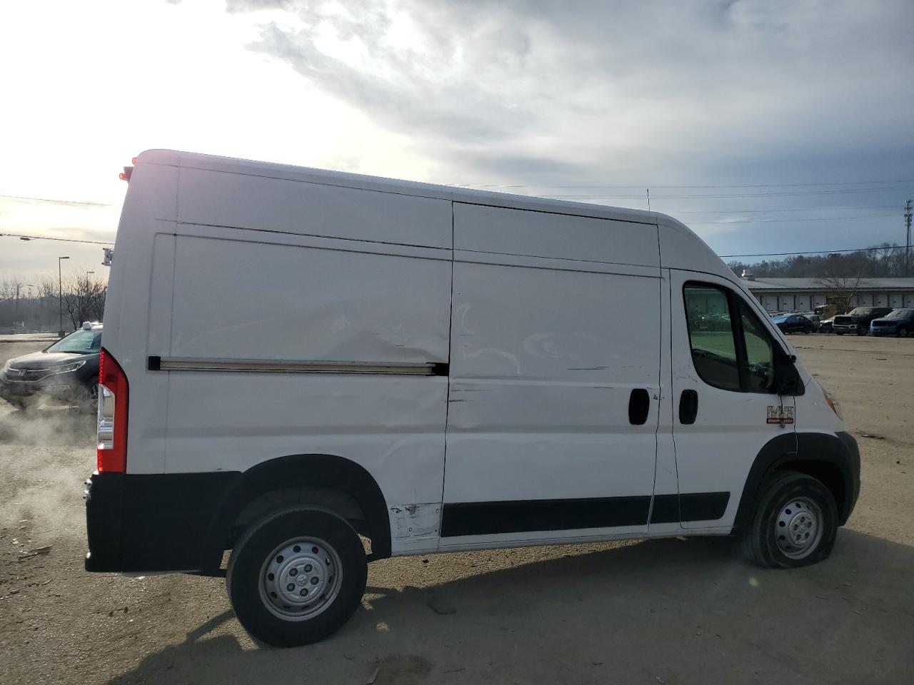 Image 3 of 2020 RAM PROMASTER 1500 1500 HIGH 2020 with VIN 3C6TRVBG9LE142070
