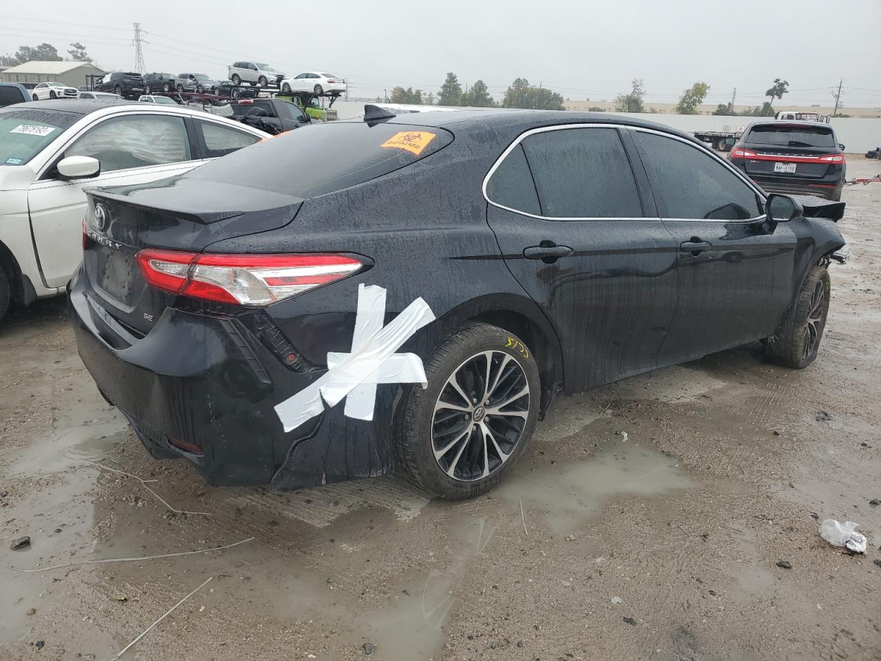 Obraz 3 z 2020 TOYOTA CAMRY SE 2020 z VIN 4T1G11AK8LU906181