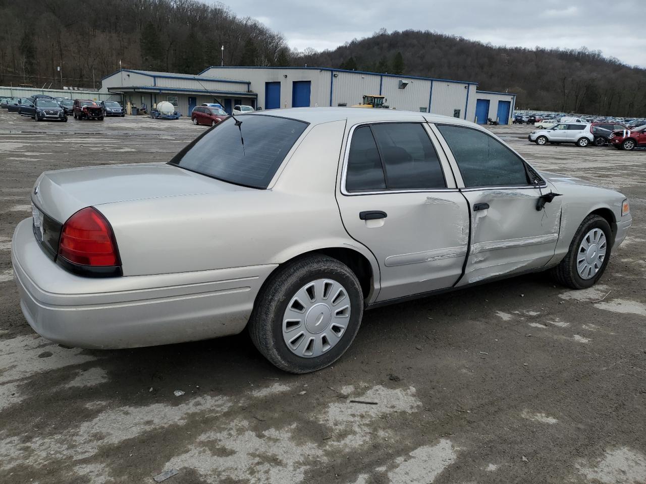 Obraz 3 z 2008 FORD CROWN VICTORIA POLICE INTERCEPTOR 2008 z VIN 2FAHP71V88X126126