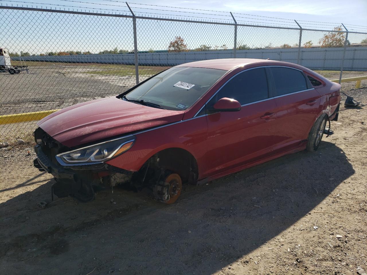 Изображение 1 2018 HYUNDAI SONATA SE 2018 с VIN 5NPE24AF5JH621717