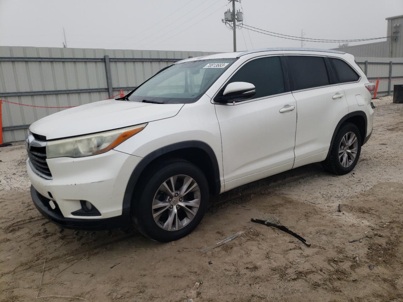 2015 TOYOTA HIGHLANDER XLE 2015 image