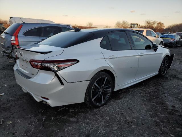 Image 3 of 2019 TOYOTA CAMRY XSE 2019 with VIN 4T1B61HK0KU285664