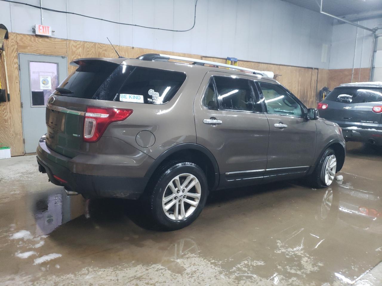 Изображение 3 2015 FORD EXPLORER XLT 2015 с VIN 1FM5K8D83FGC61908