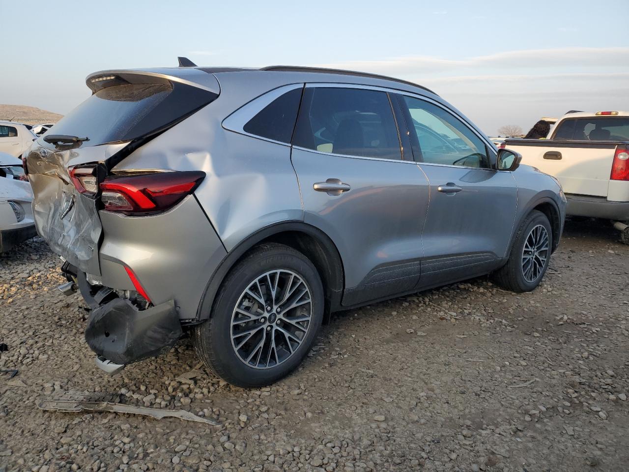Image 3 of 2023 FORD ESCAPE  2023 with VIN 1FMCU0E13PUA89564