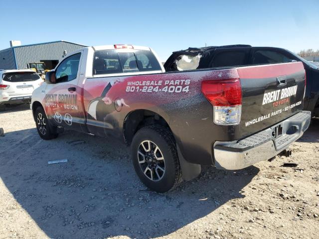 Obraz 2 z 2010 TOYOTA TUNDRA  2010 z VIN 5TFMW5F17AX100411