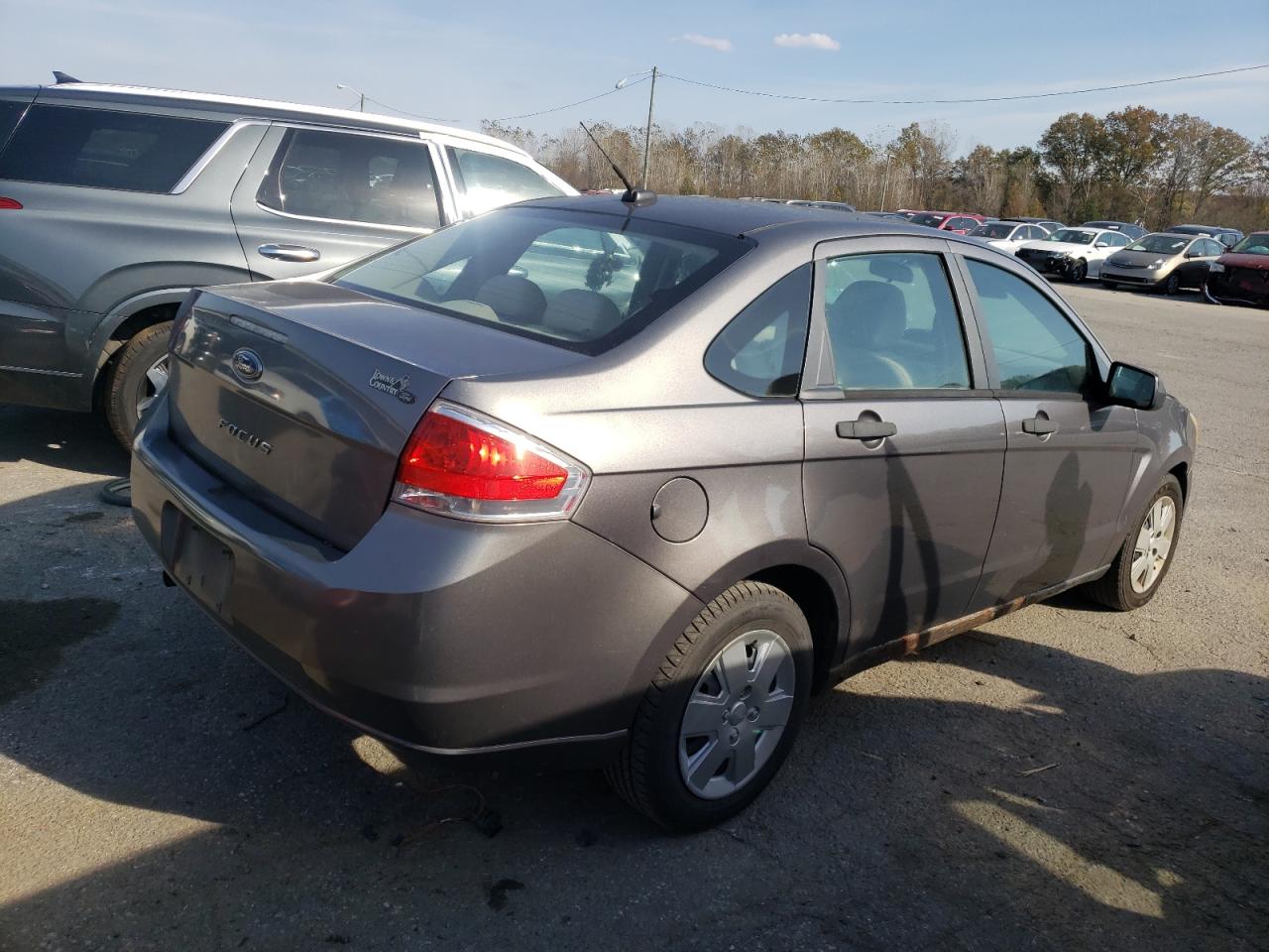 Изображение 3 2010 FORD FOCUS S 2010 с VIN 1FAHP3EN3AW295636