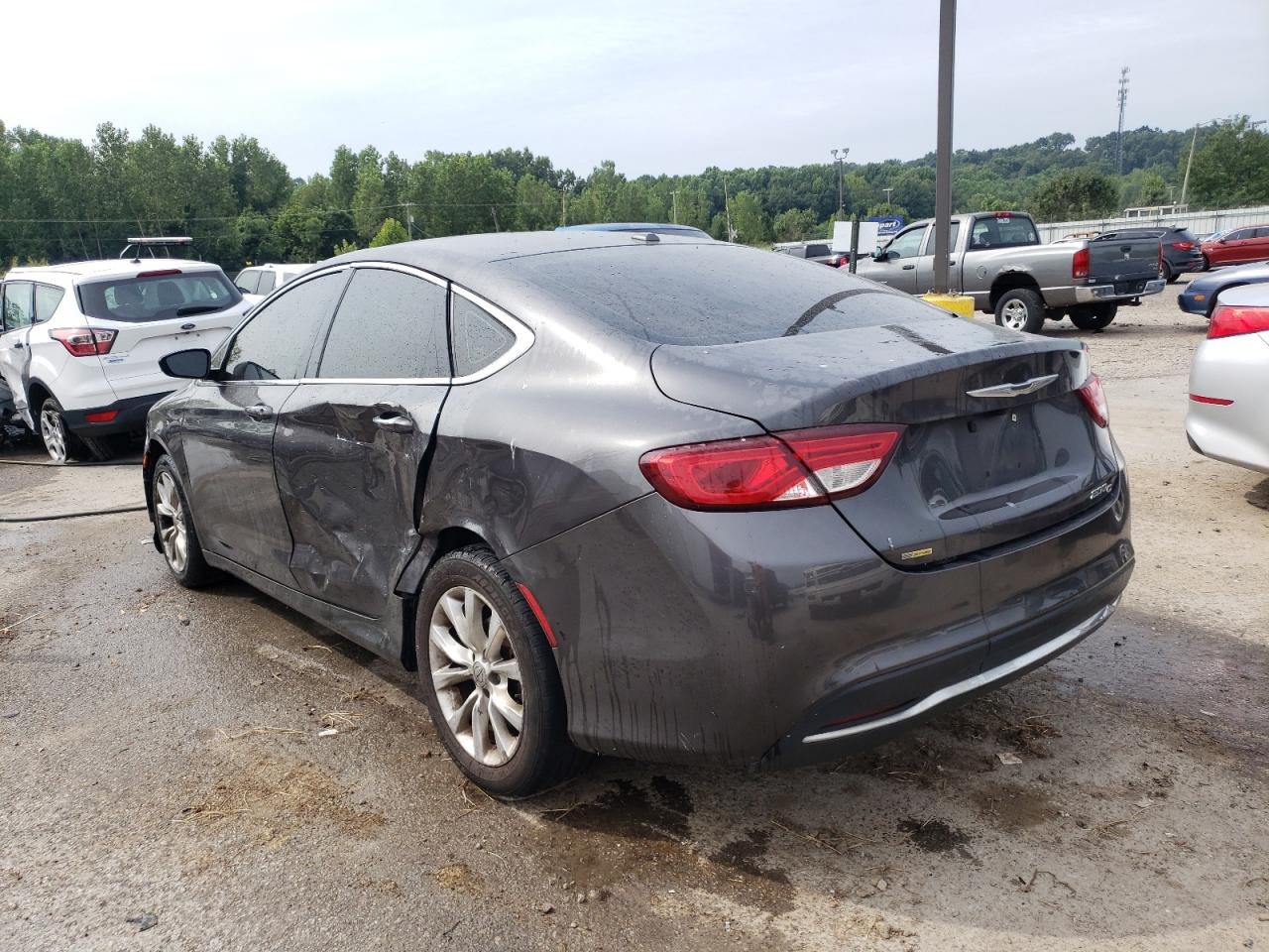 Изображение 2 2015 CHRYSLER 200 C 2015 с VIN 1C3CCCCB9FN575913
