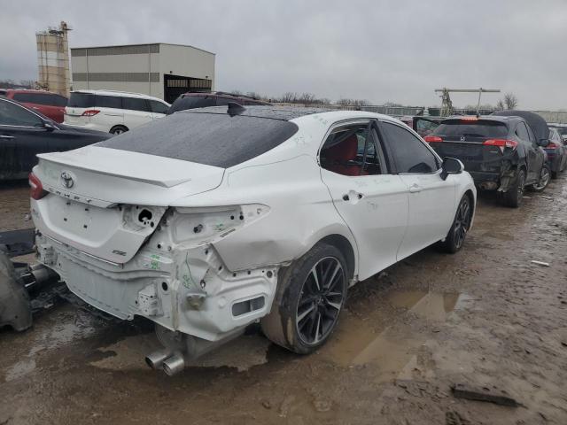 Image 3 of 2019 TOYOTA CAMRY XSE 2019 with VIN 4T1B61HK1KU779600