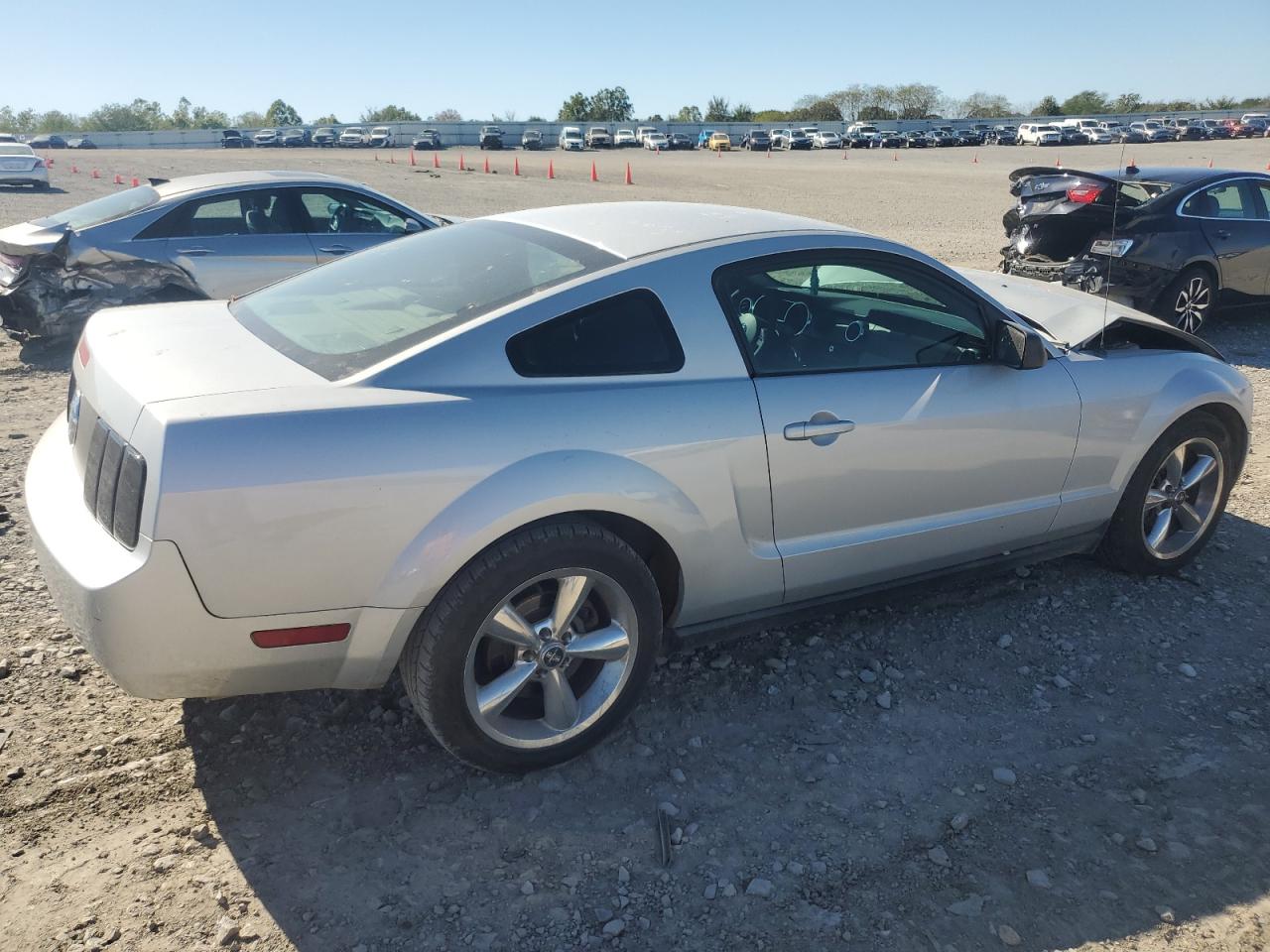 Изображение 3 2006 FORD MUSTANG  2006 с VIN 1ZVFT80N665181044