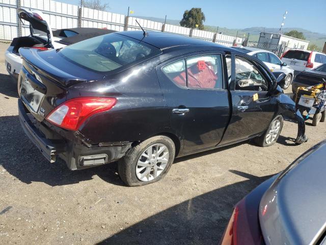 Obraz 3 z 2018 NISSAN VERSA S 2018 z VIN 3N1CN7AP8JL877622