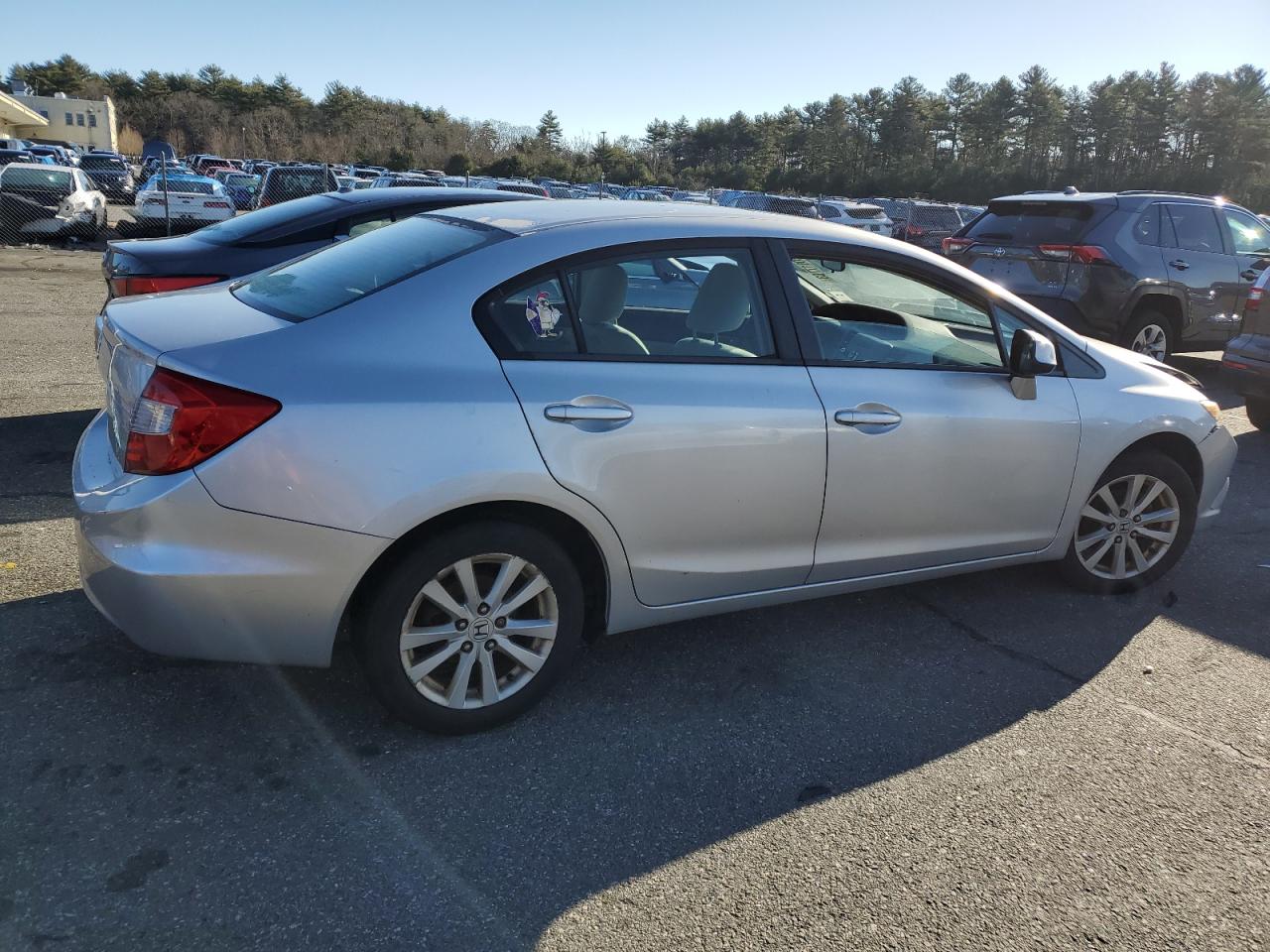 Image 3 of 2012 HONDA CIVIC EX 2012 with VIN 2HGFB2F85CH320753