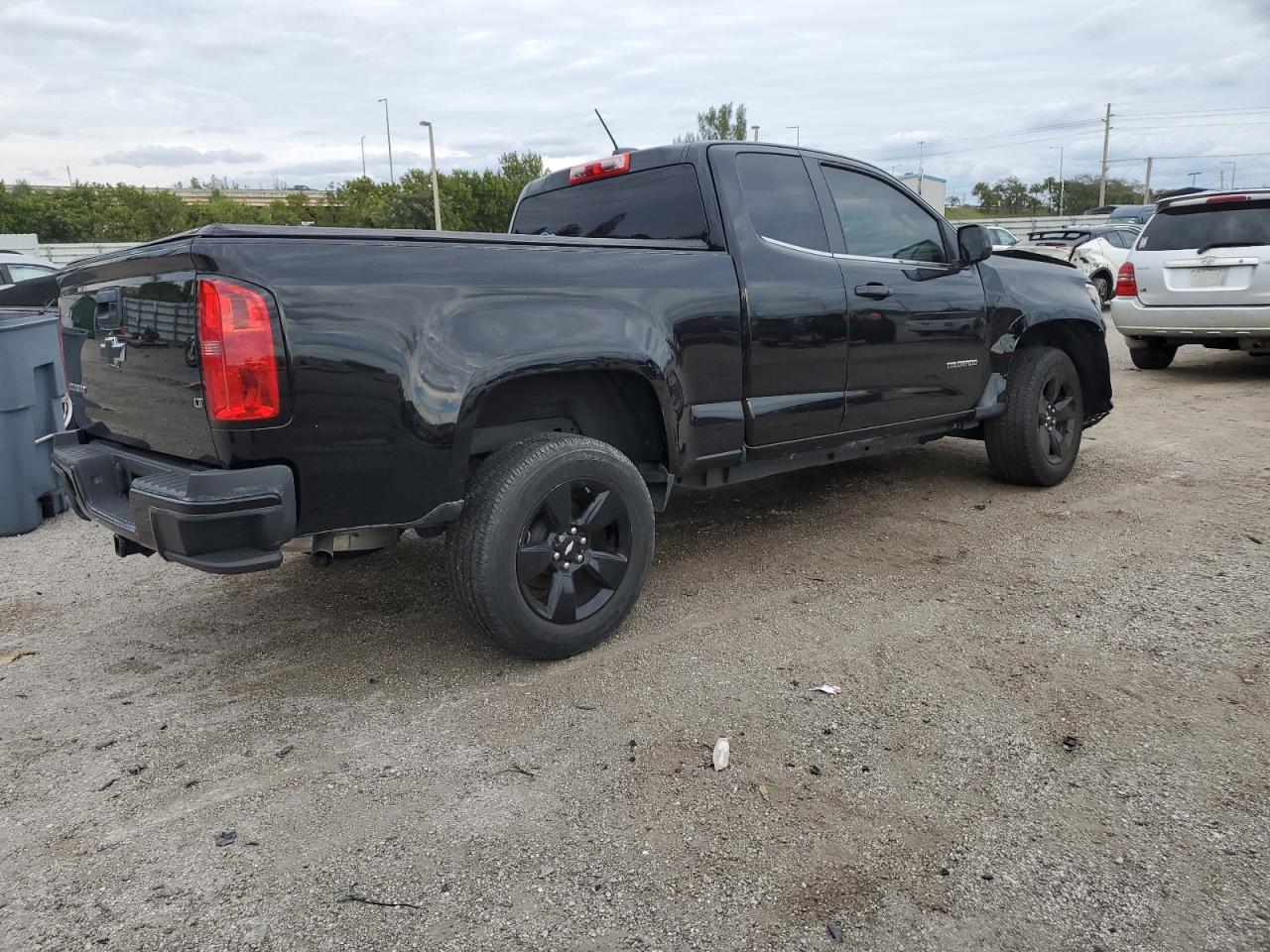 Image 3 of 2016 CHEVROLET COLORADO LT 2016 with VIN 1GCHSCEA5G1149752