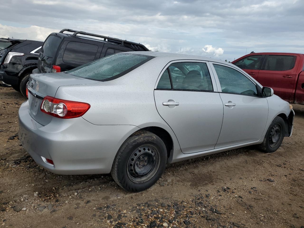 Image 3 of 2013 TOYOTA COROLLA BASE 2013 with VIN 5YFBU4EE4DP086563
