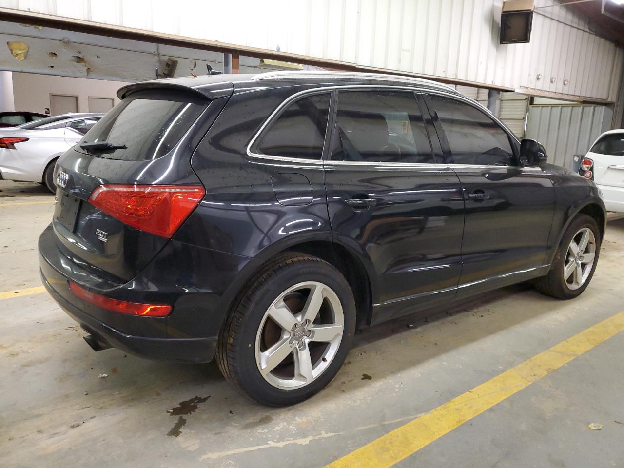 Obraz 3 z 2012 AUDI Q5 PREMIUM PLUS 2012 z VIN WA1LFAFP9CA027129